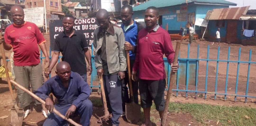 Bukavu : Le conseiller communal Bebe Mulegwa félicite Vital Kamerhe