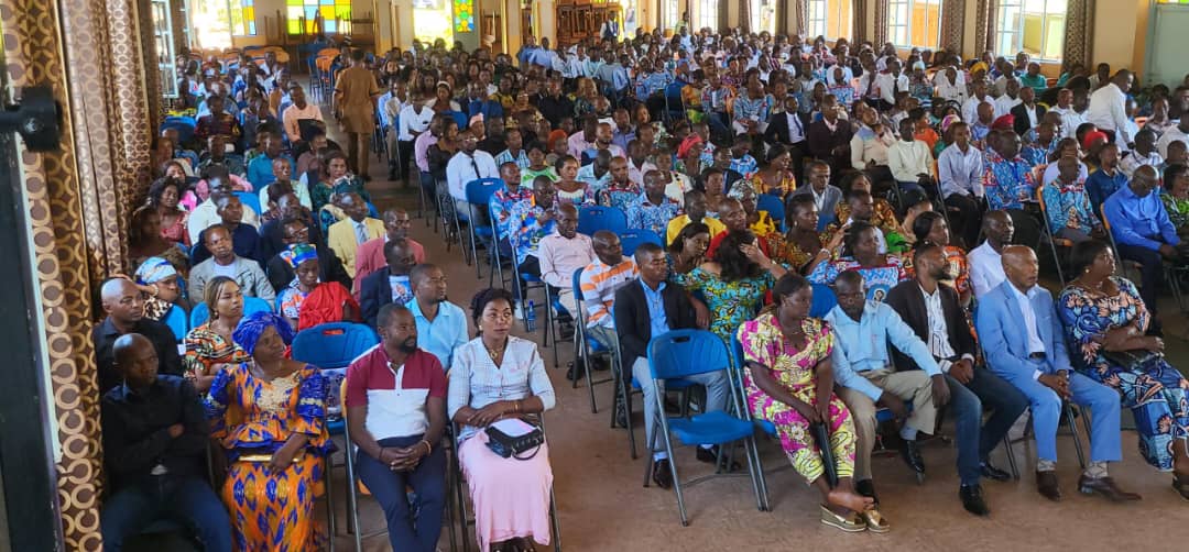 Un regard positif sur la vie de couple : Une recollection enrichissante pour plus de 150 couples chrétiens à Bukavu