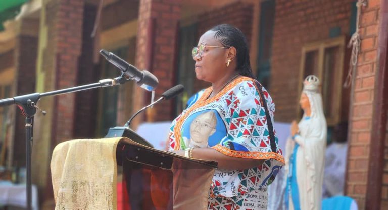 3e0fe739-480f-41e8-8a21-da854f64e95f